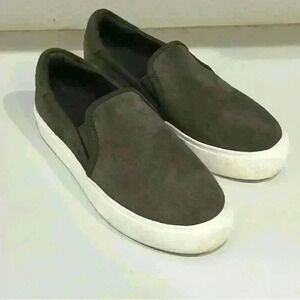 Women’s UGG JASS Suede Sneakers Size 7.5 Gray